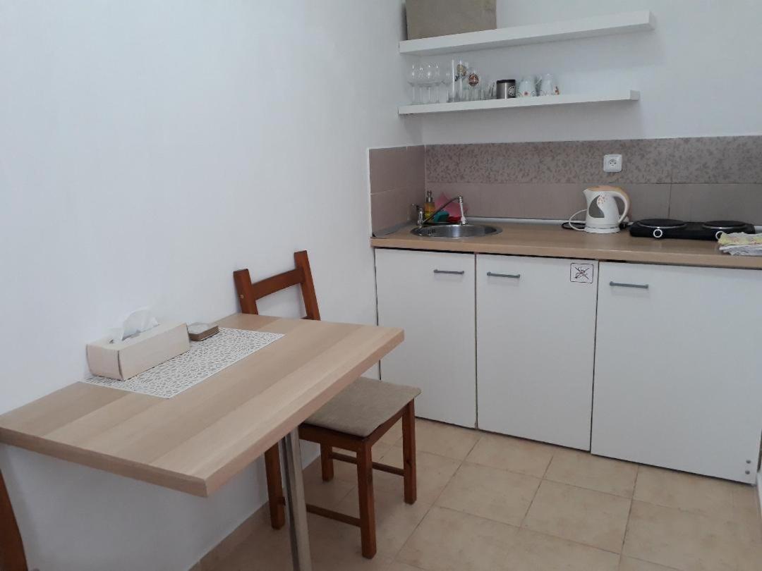 Ubytovanie City Izba Trenczyńskie Cieplice Zewnętrze zdjęcie